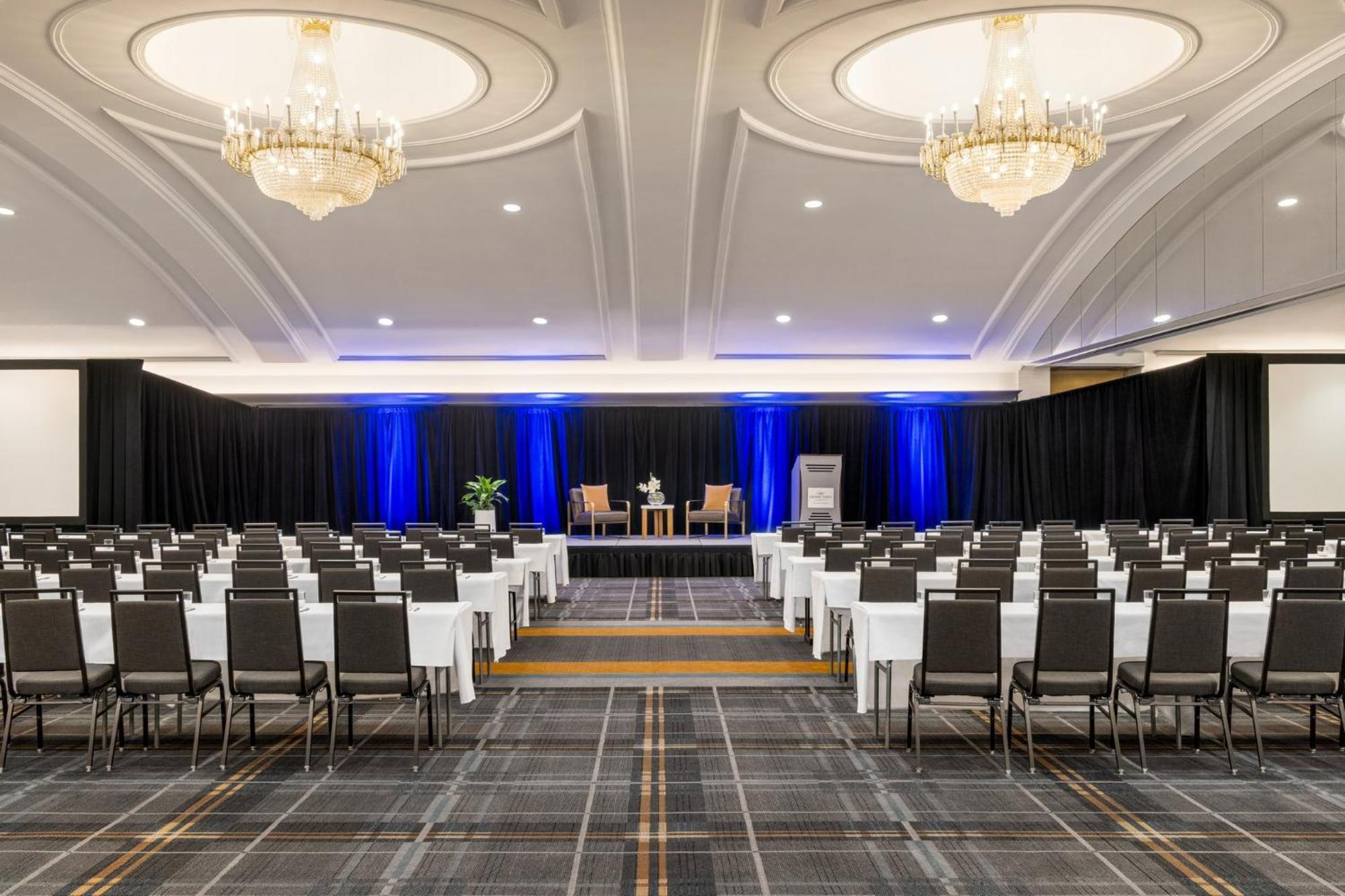 Crowne Plaza Louisville Airport Expo Ctr By Ihg Zewnętrze zdjęcie